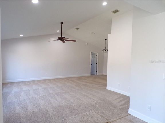 5th image of 1940 Monterey Dr