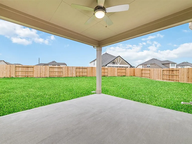 7731 Coral Key Dr — Photo 30
