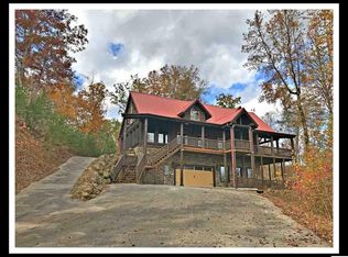 2845 Whisper Creek Ln, Sevierville, TN 37862