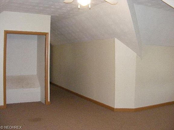 5th image of 16709 Deforest Ave