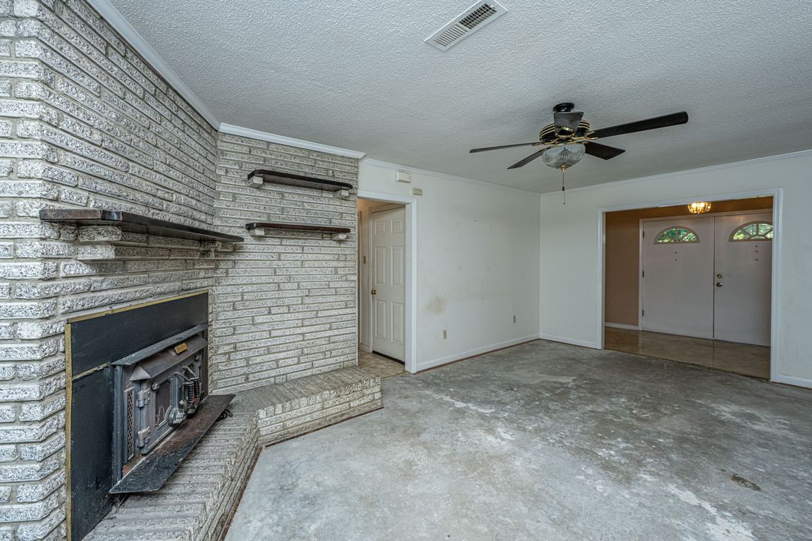 next background image