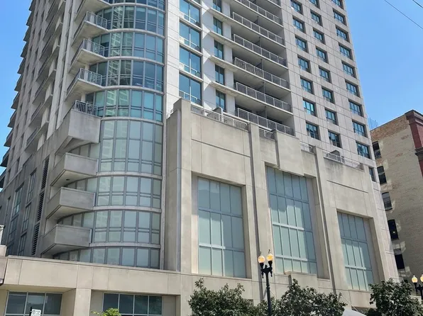 125 S Jefferson St Unit 1006, Chicago, IL 60606