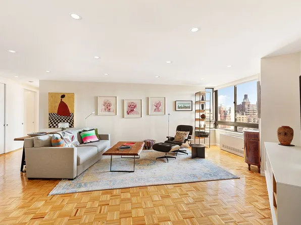 225 W 83rd St APT 19A, New York, NY 10024