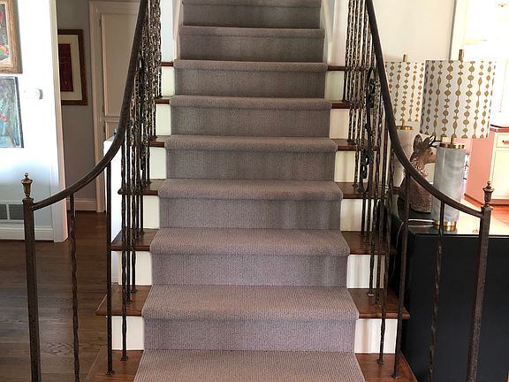 Hardwood floors throughout!