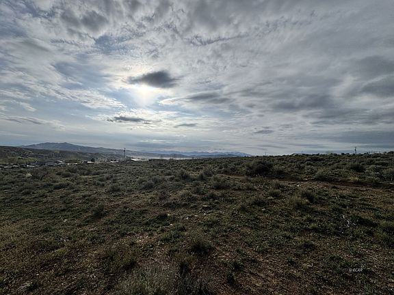 3rd image of Kittridge Canyon Rd