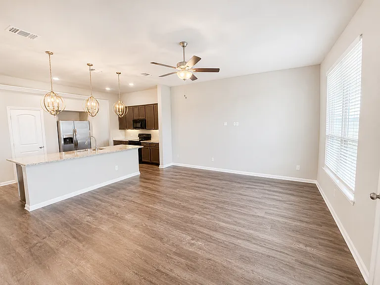 4002 Aransas Dr — Photo 9