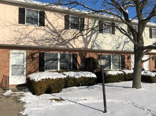 30 Eton Ct, Chambersburg, PA 17201