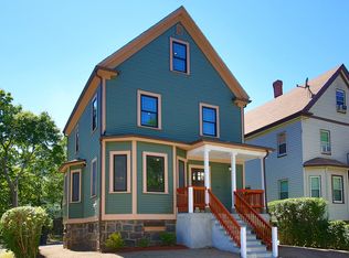 17 Capen St, Dorchester, MA 02124