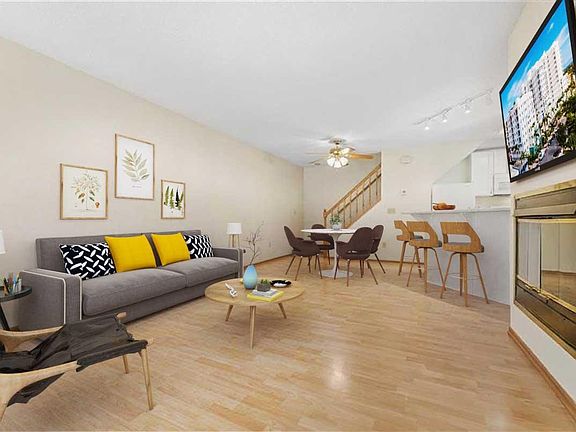 2nd image of 8456 Copperfield Way