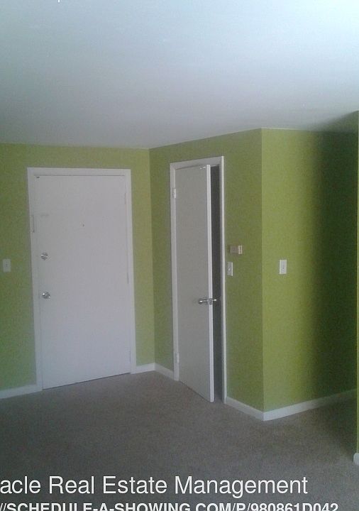 2nd image of 1139 York St APT 102