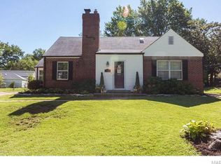 1514 Azalea Dr, Saint Louis, MO 63119