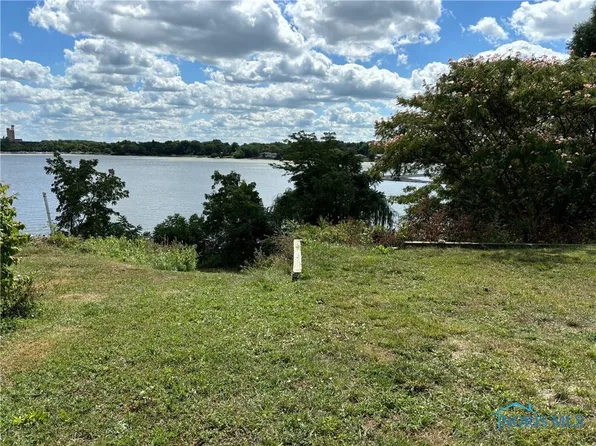 2587 Broadway St, Toledo, OH 43609