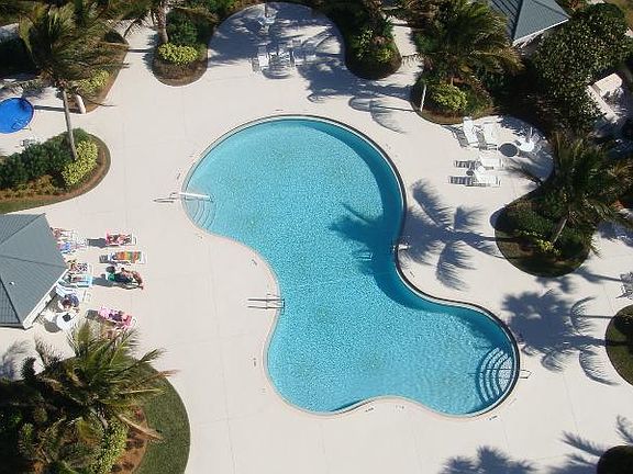 3rd image of 5051 N A1a APT 5-1