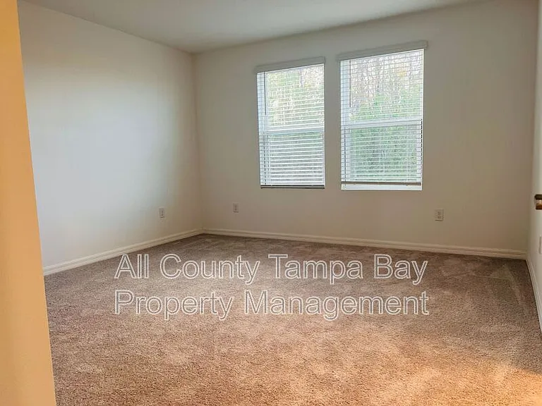 2187 Hallier Cv — Photo 10
