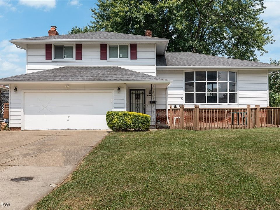 1st image of 36229 Hillcrest Dr