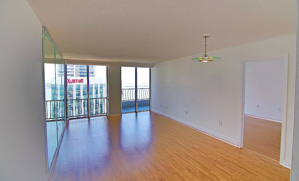 1st image of 555 NE 15th St #Penthouse D