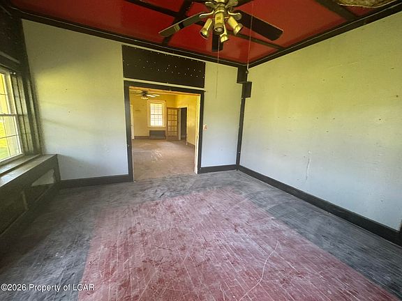 2nd image of 873 Bonnieville Rd