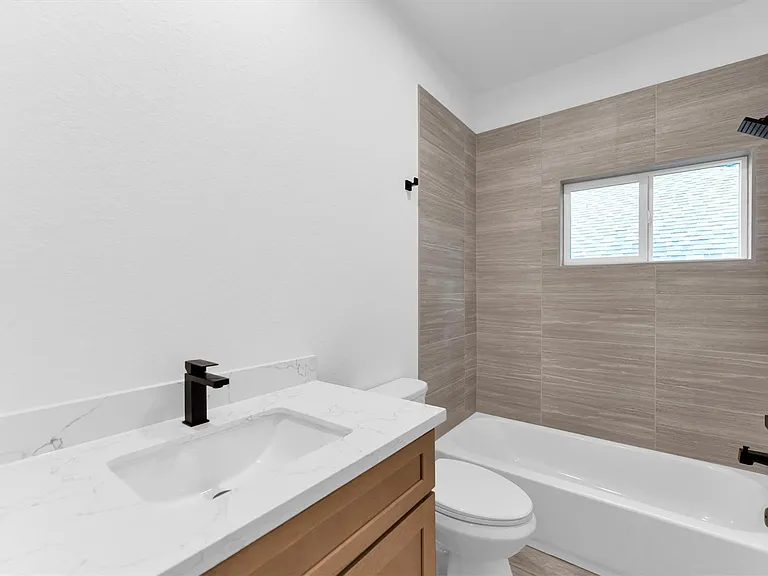 11403 Alcott Dr — Photo 27