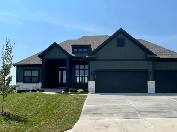 Oakmont Plan, Falcon Lakes