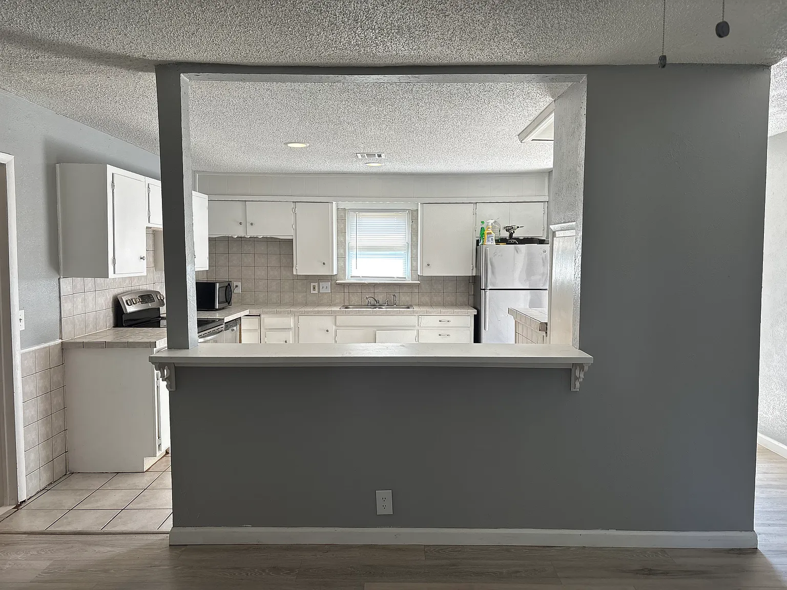4 bed, 1200 sqft, $1,350 — Photo 3