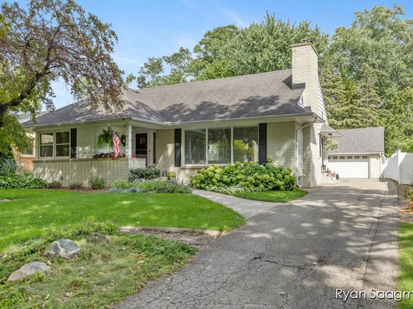 104 Holmdene Blvd NE, Grand Rapids, MI 49503