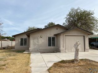 324 Maple Ave, Holtville, CA 92250