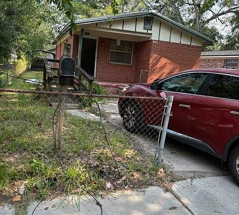 4th image of 2081 BALDWIN Street