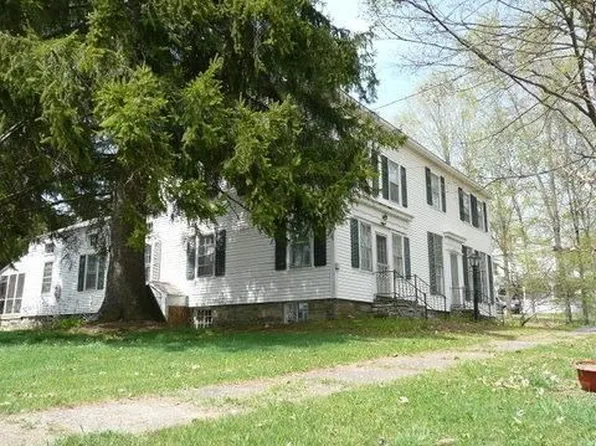 2813 Stage Rd, Benson, VT 05743