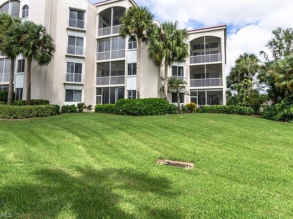 4th image of 1520 Clermont Dr Unit 201