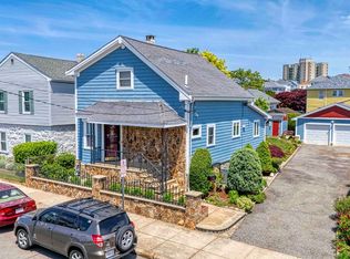 36 McGowan St, Fall River, MA 02723
