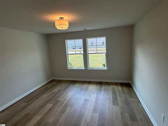 2nd image of 221 Walnut Hill Dr