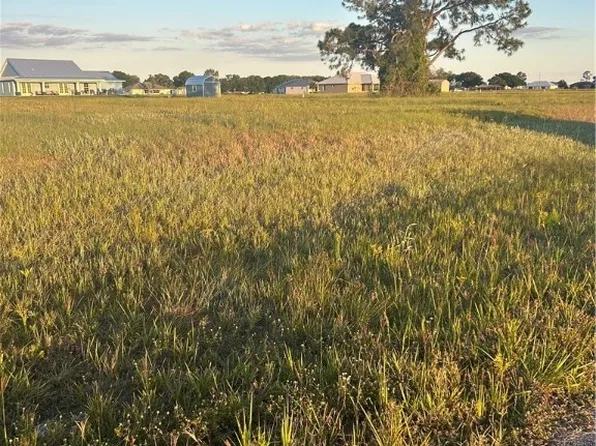 325 Costa Del Sol Dr, Sebring, FL 33876