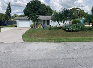 1574 Ixora Dr, North Fort Myers, FL 33917