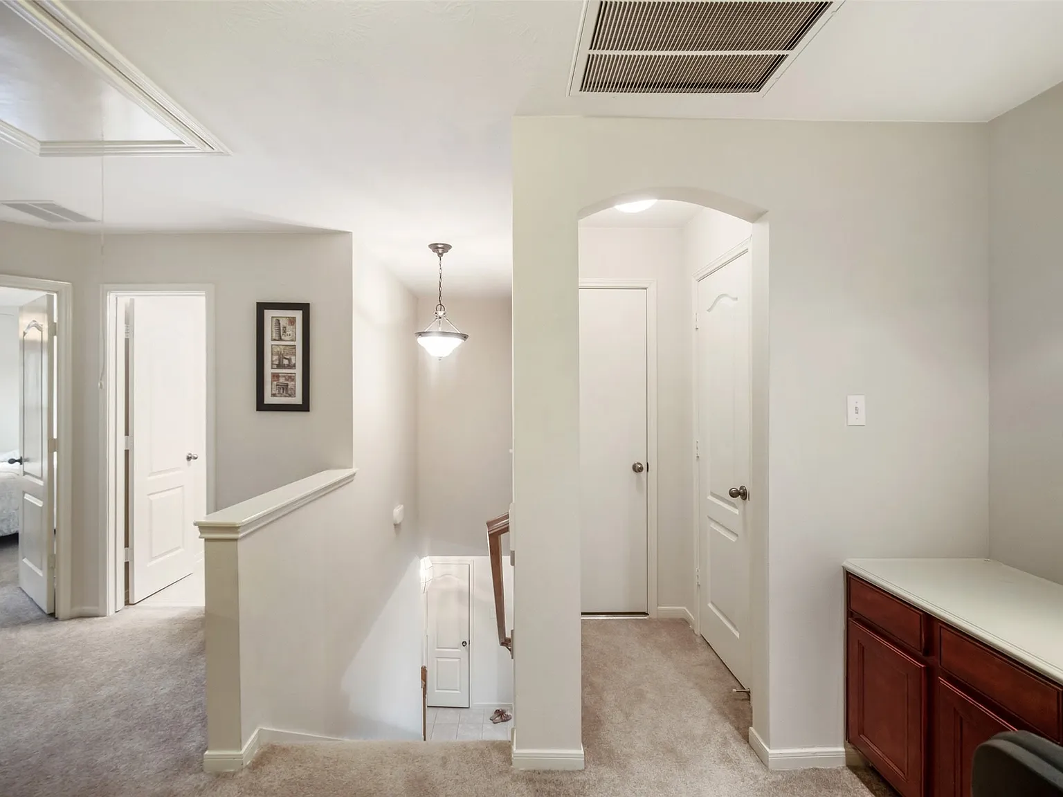 3 bed, $1,500 — Photo 4