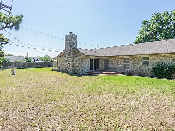 5th image of 2901 Middlesex Dr