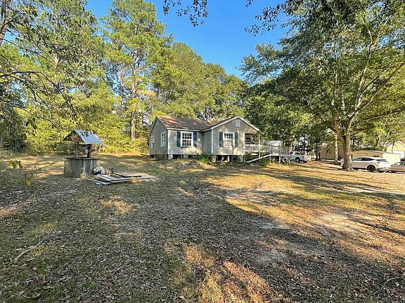 3rd image of 503 Patterson Dr