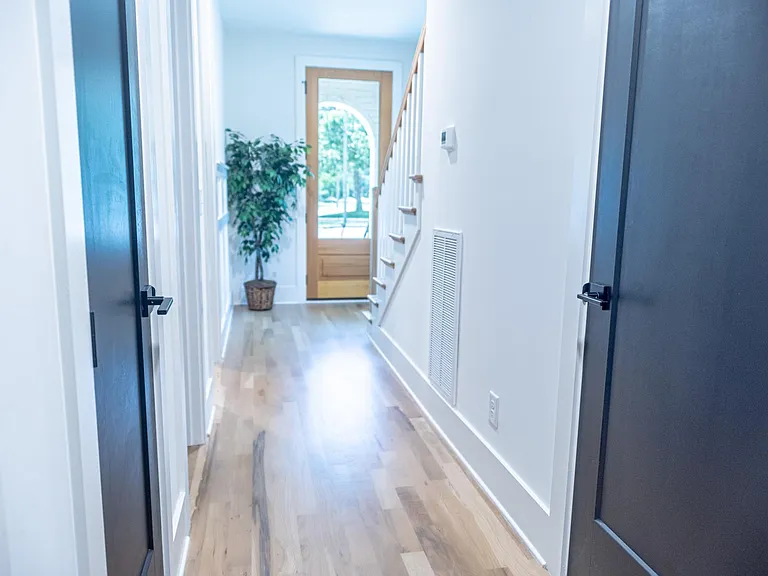 1002B Monroe St — Photo 10