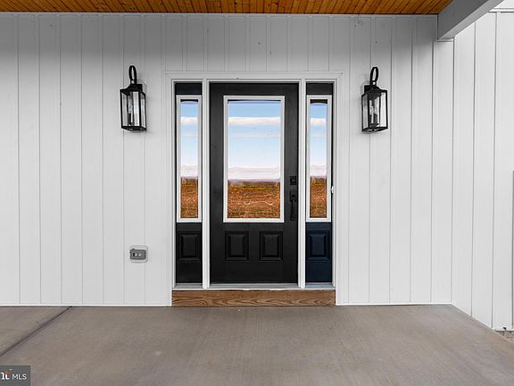 5th image of 9140 Vistaview Ln
