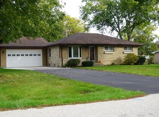 14260 Regis St, Brookfield, WI 53005