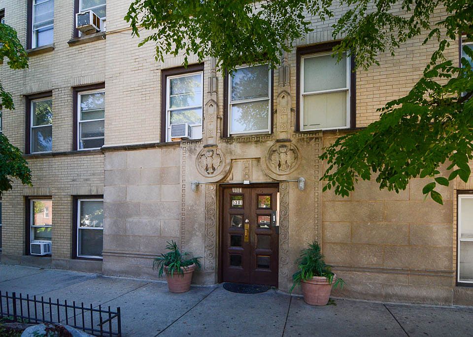 1st image of 5301 N Ashland Ave APT 111