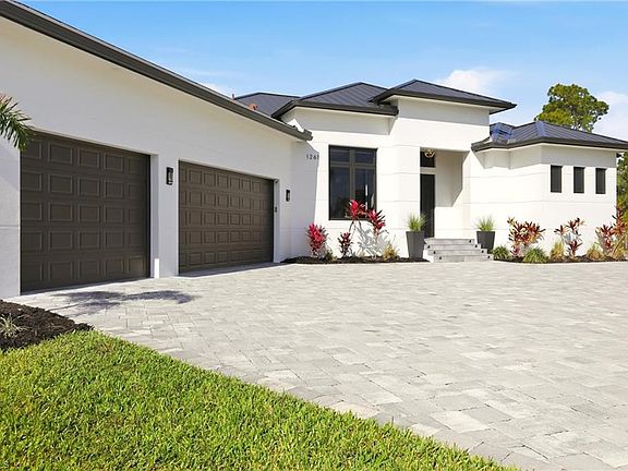 5th image of 1261 SW 13th ST