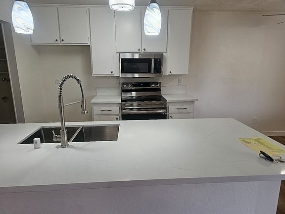 3rd image of 17708 Palo Verde Ave