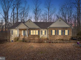 10617 Mystic Point Dr, Fredericksburg, VA 22407
