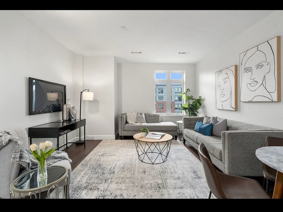 1st image of 1501 Commonwealth Ave #304