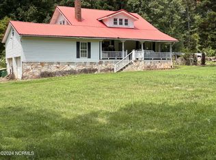 1760 Sherrill St, Pfafftown, NC 27040