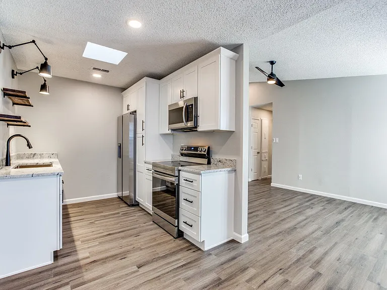 3416 Hamilton Ave #A — Photo 7