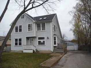 33063 N Ridge Rd, Grayslake, IL 60030