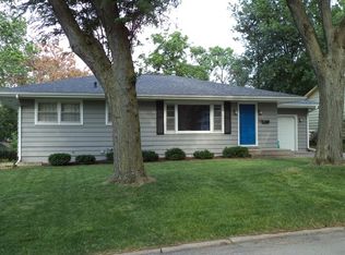 26 Leamer Ct, Iowa City, IA 52246