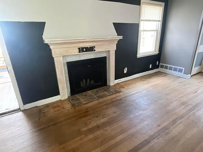 2444 Bretton Pl — Photo 3