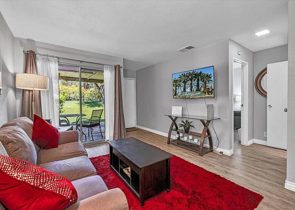 1st image of 2860 N Los Felices Rd #101